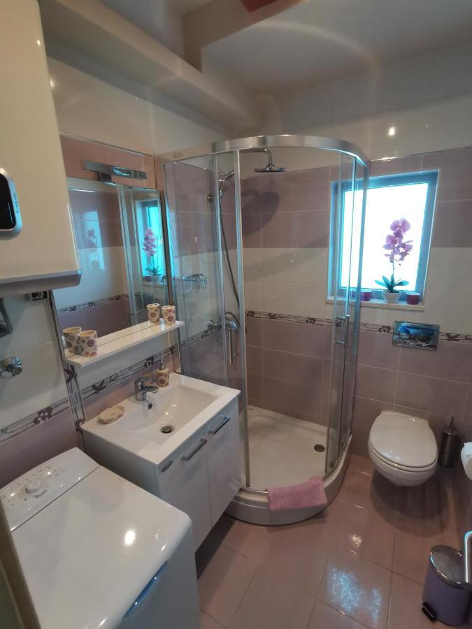הרצג-נובי Vila Jadranka Apartments מראה חיצוני תמונה