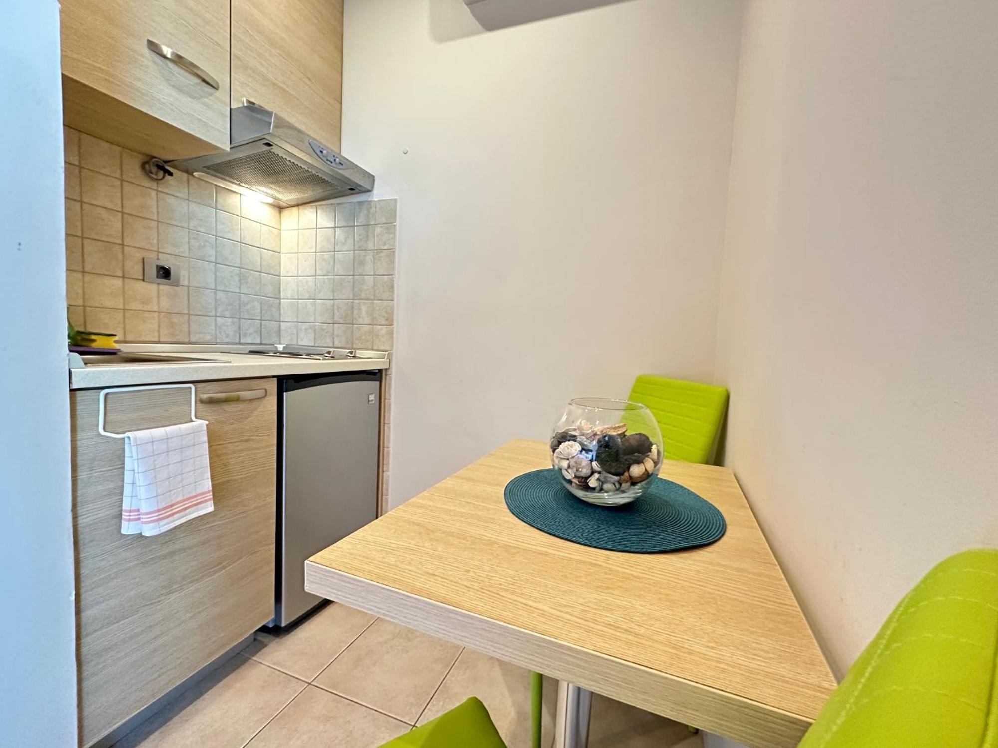הרצג-נובי Vila Jadranka Apartments מראה חיצוני תמונה