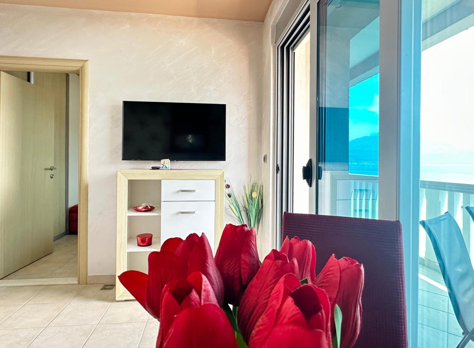 הרצג-נובי Vila Jadranka Apartments מראה חיצוני תמונה