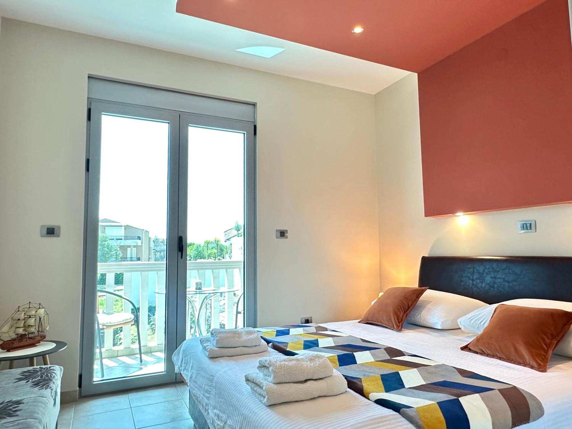 הרצג-נובי Vila Jadranka Apartments מראה חיצוני תמונה
