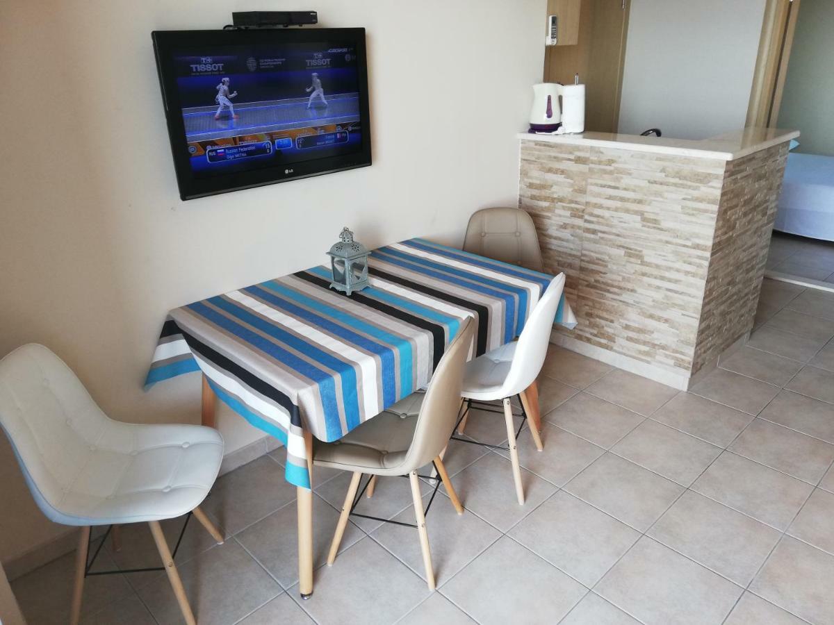 הרצג-נובי Vila Jadranka Apartments מראה חיצוני תמונה